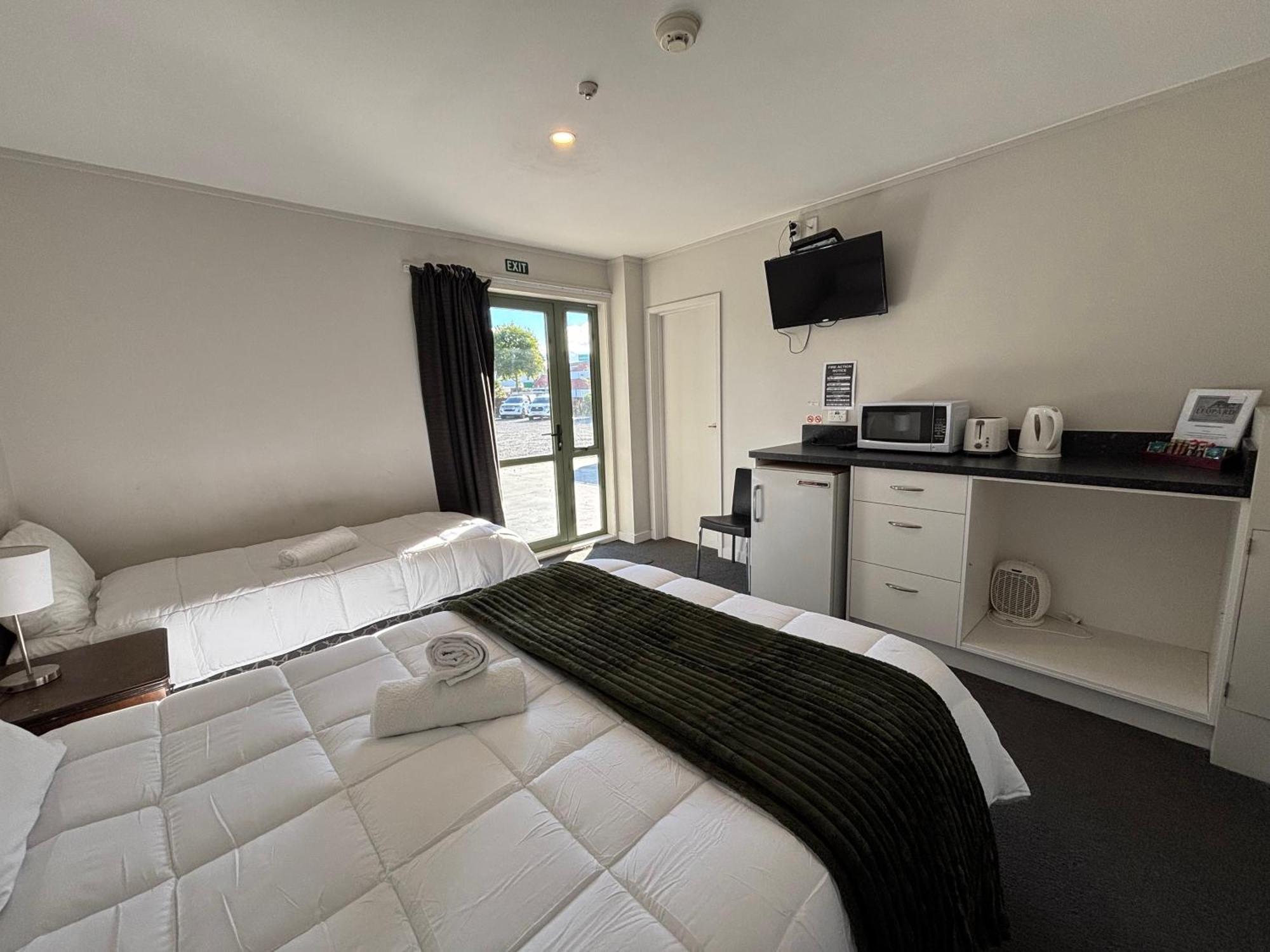 Leopard Hotel Waipukurau Zewnętrze zdjęcie