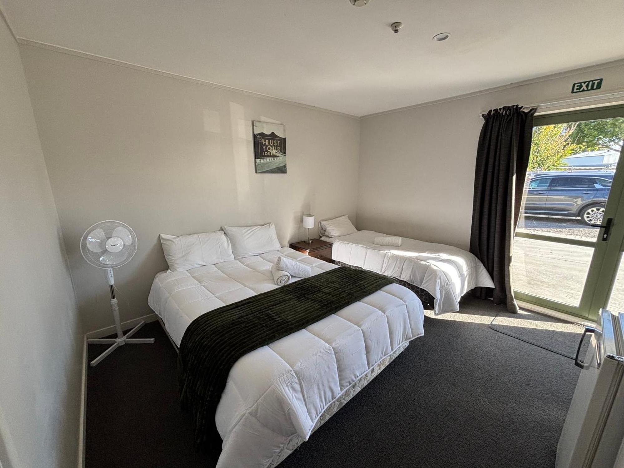 Leopard Hotel Waipukurau Zewnętrze zdjęcie