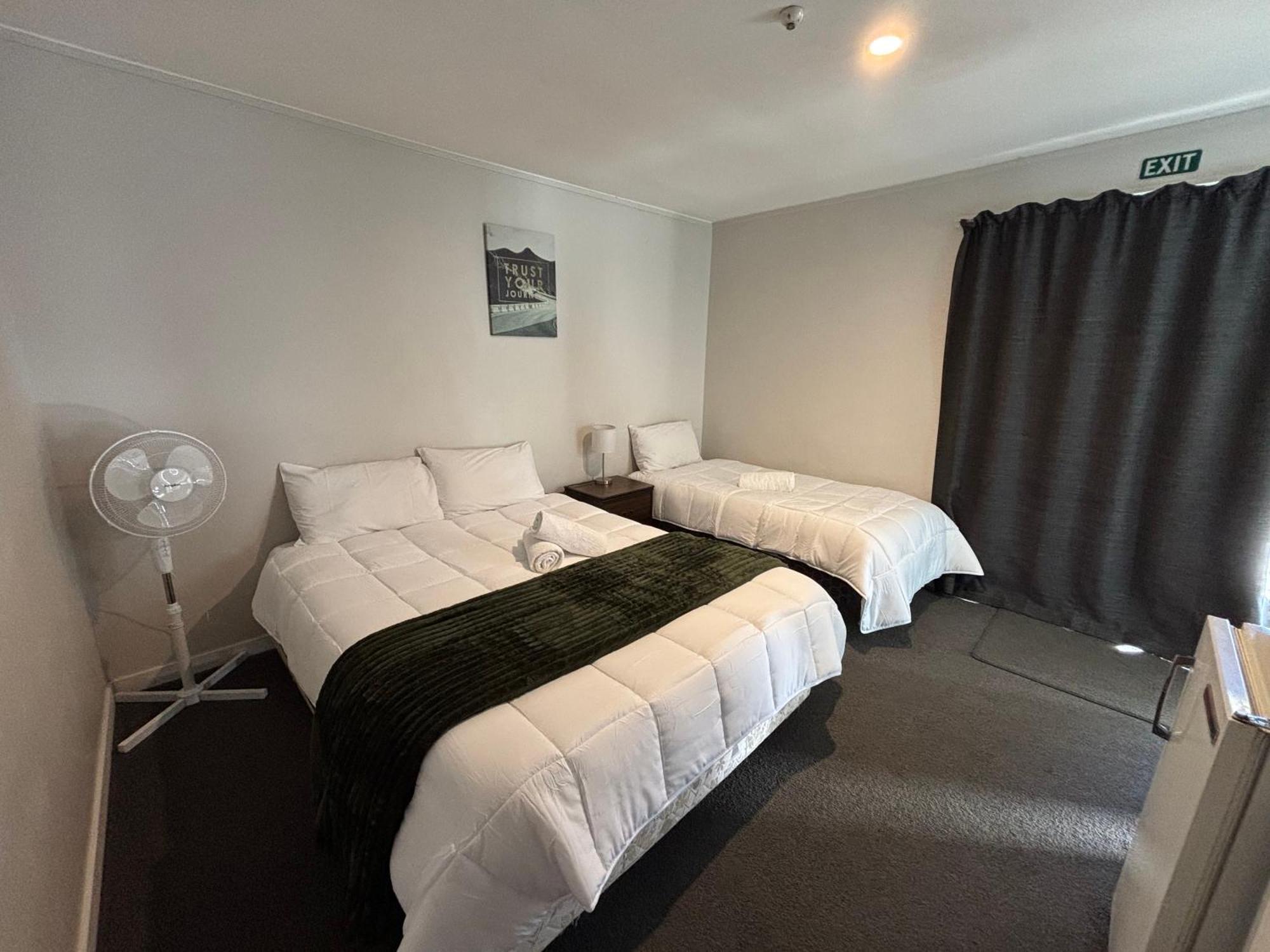 Leopard Hotel Waipukurau Zewnętrze zdjęcie